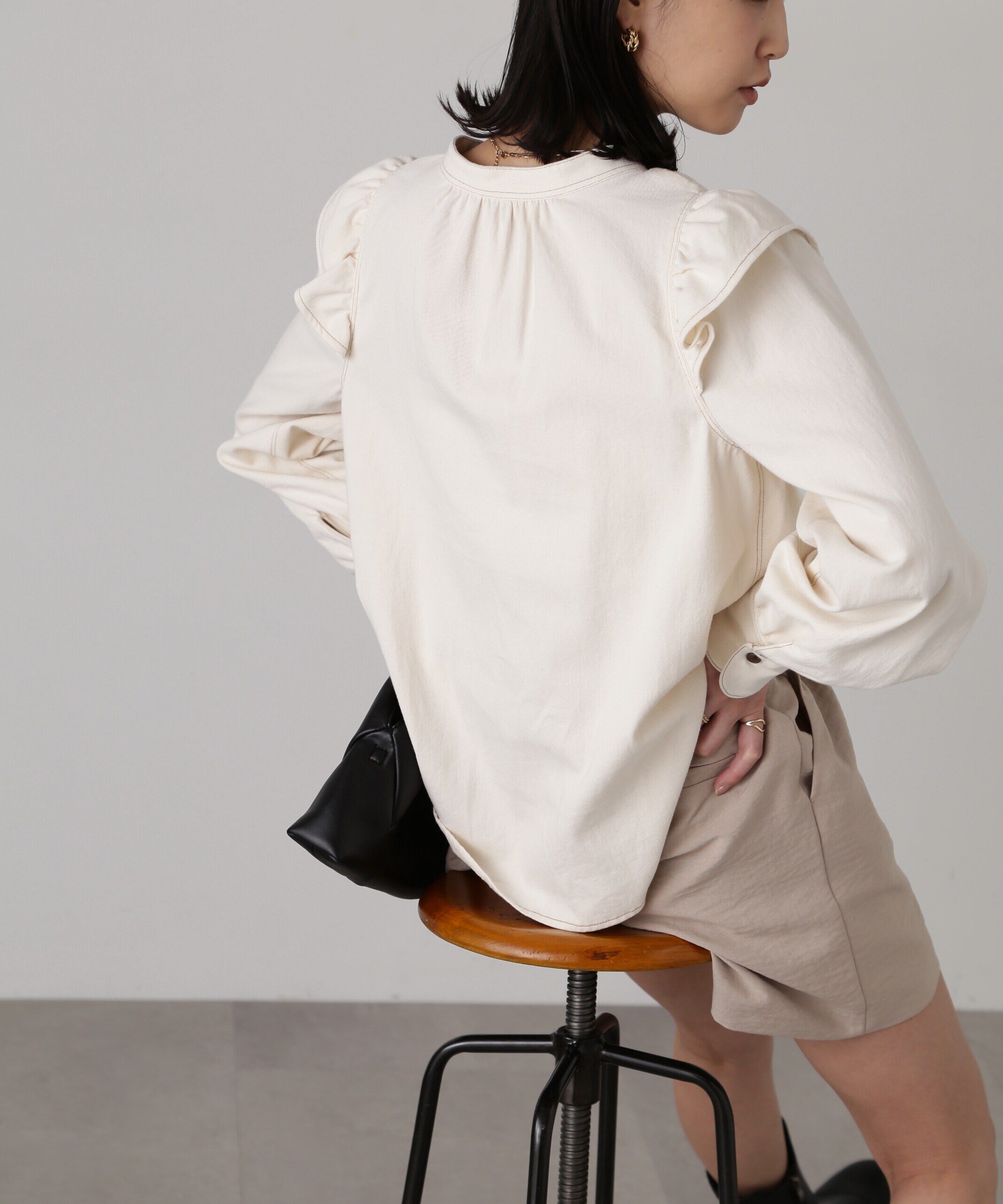  「フロントシャーリングデニムブラウス」|シャツ・ブラウス|