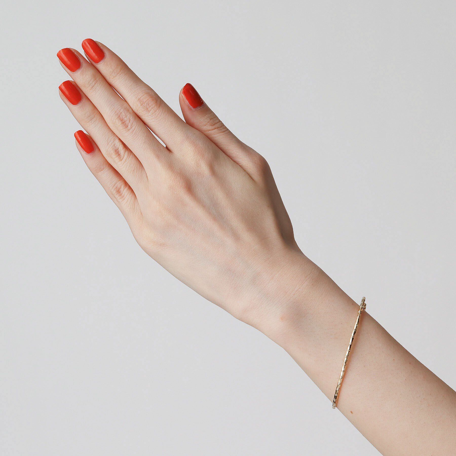 COCOSHNIK「K10カットビーズ マグネットバングル」|ブレスレット・バングル|