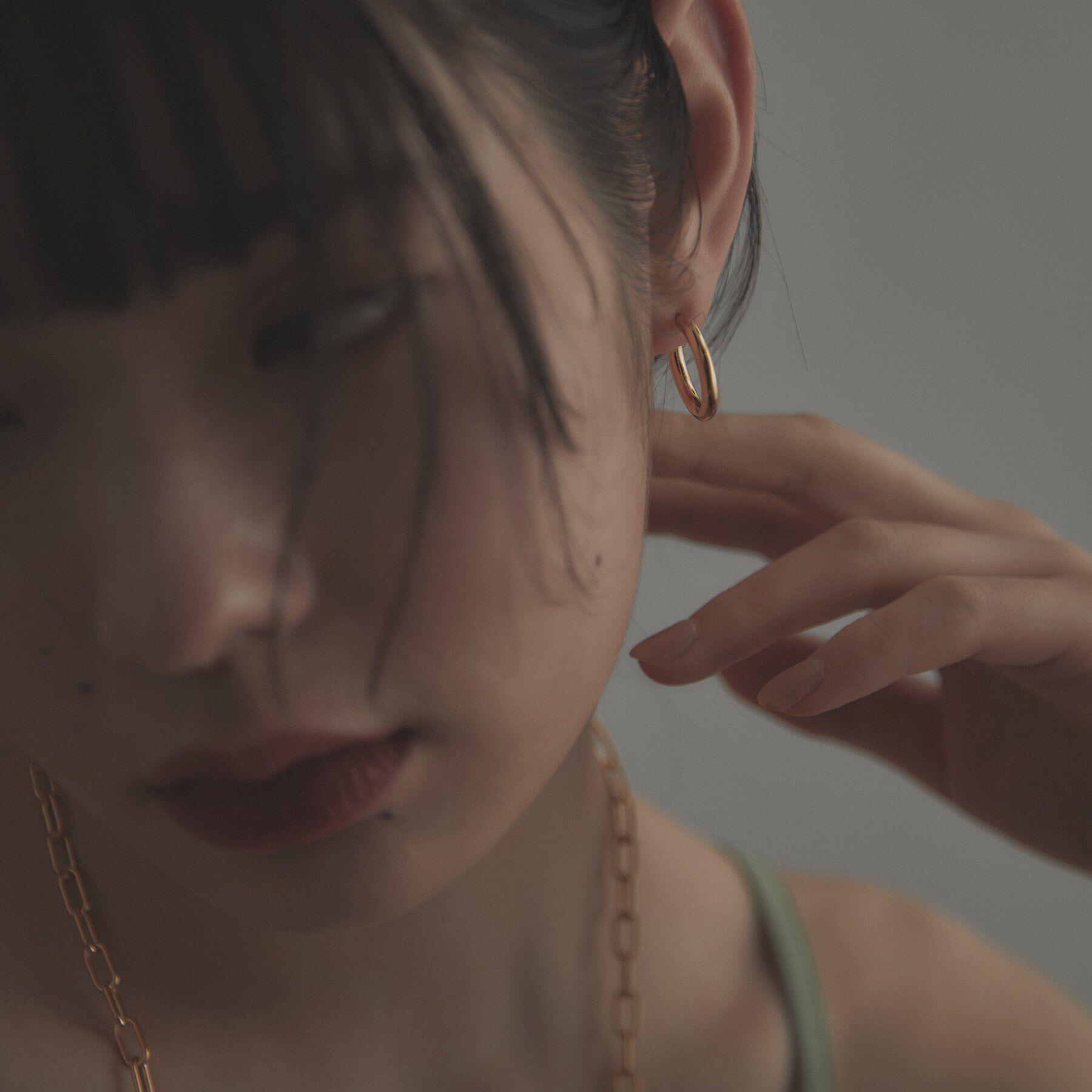 COCOSHNIK ONKITSCH「シルバー ホロウ フープピアスＳ GP」|ピアス|