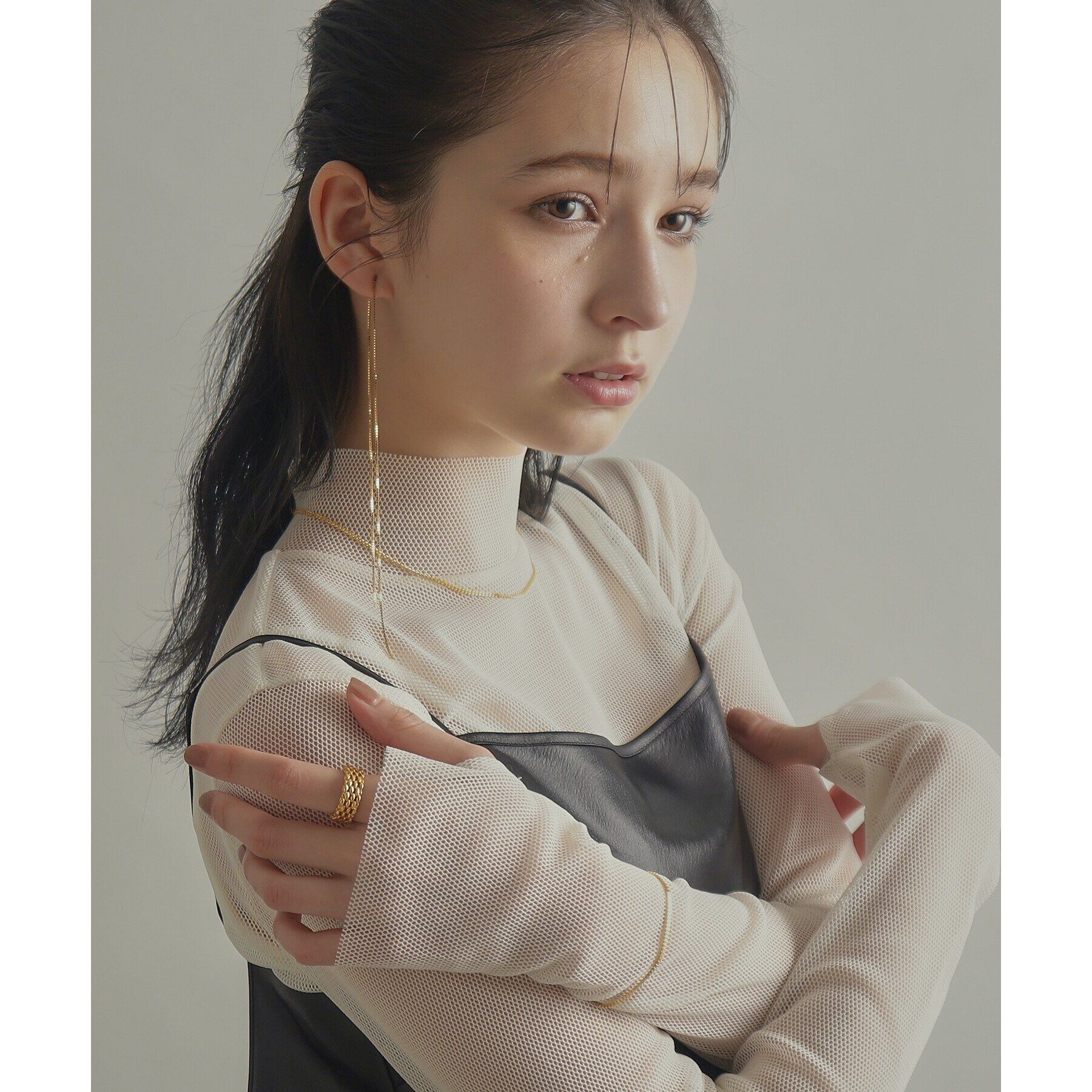 COCOSHNIK ONKITSCH「シルバー チェーンピアスベネチアン ロングフロントバック（片耳用） GP」|ピアス|