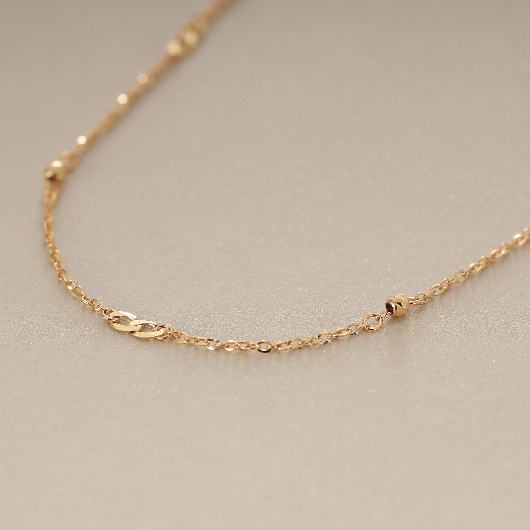 COCOSHNIK「K18フラットキヘイ&times;ハニーカットビーズ ネックレス」|ネックレス|