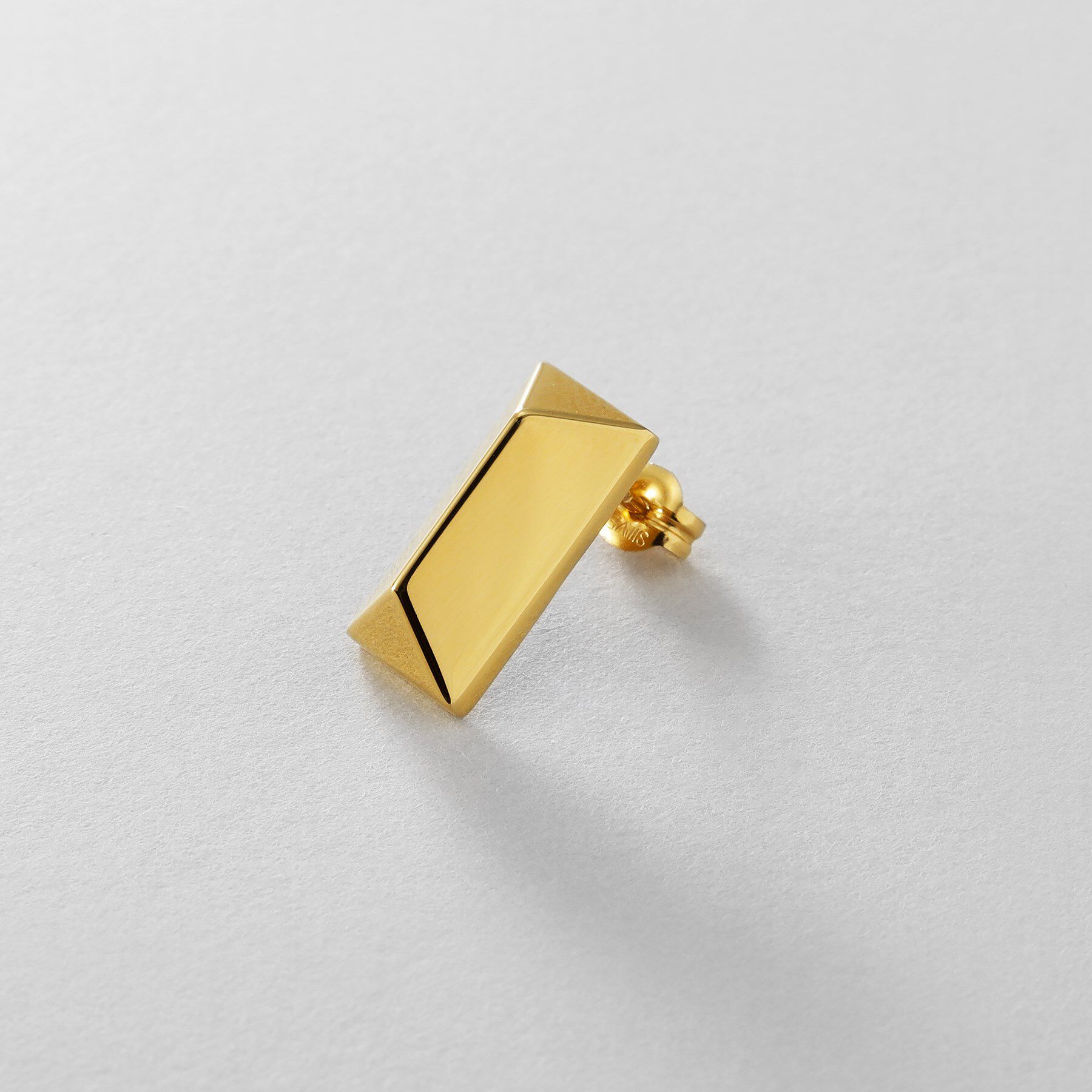 COCOSHNIK ONKITSCH「シルバー ロングピラミッド スタッドピアス GP」|ピアス|