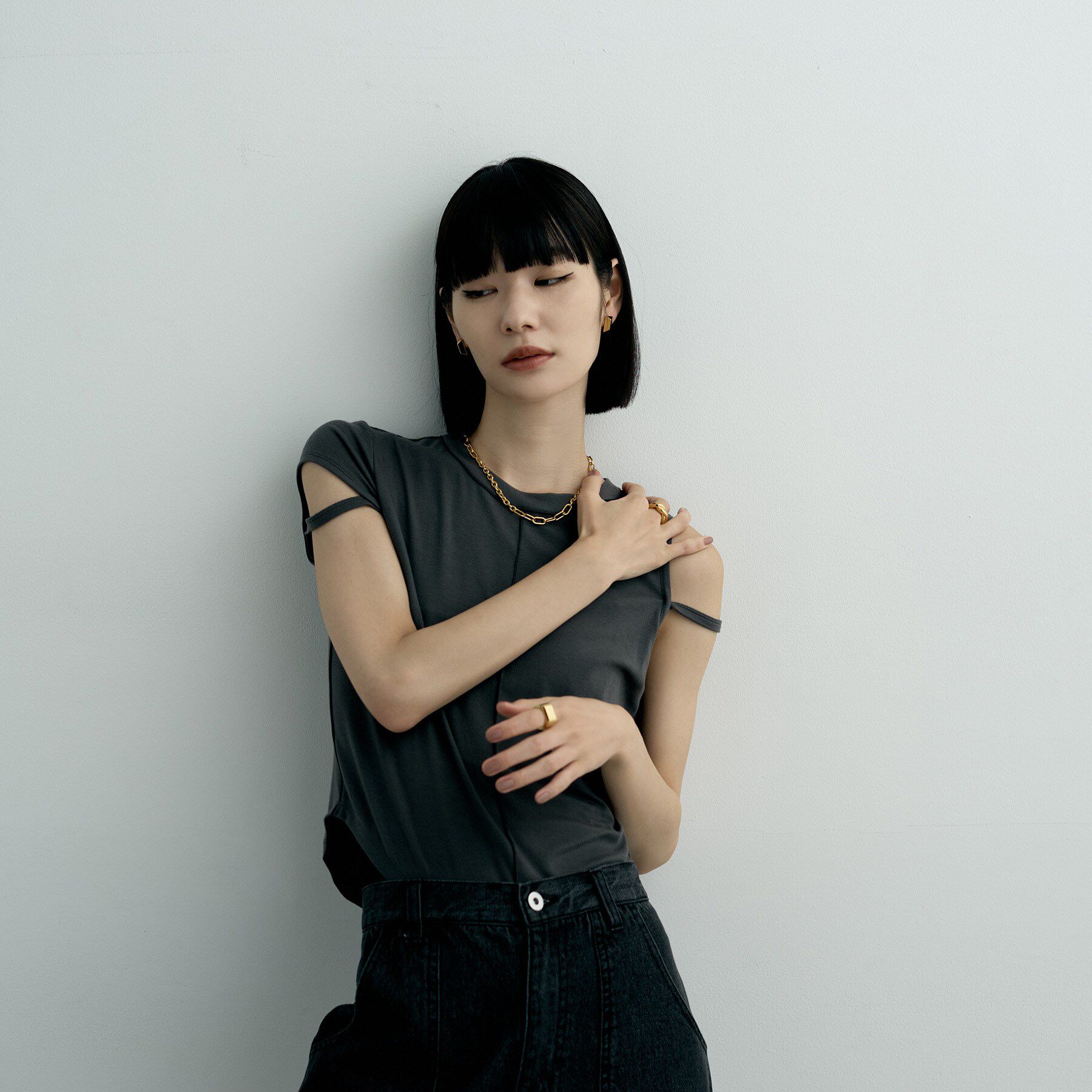 COCOSHNIK ONKITSCH「シルバー ロングピラミッド スタッドピアス GP」|ピアス|