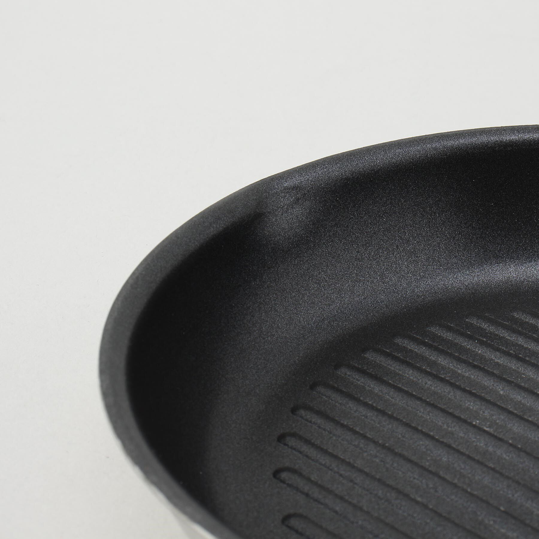 212 KITCHEN STORE「二層鋼グリルパン丸形 19cm ＜copan コパン＞」|食器・キッチングッズ|