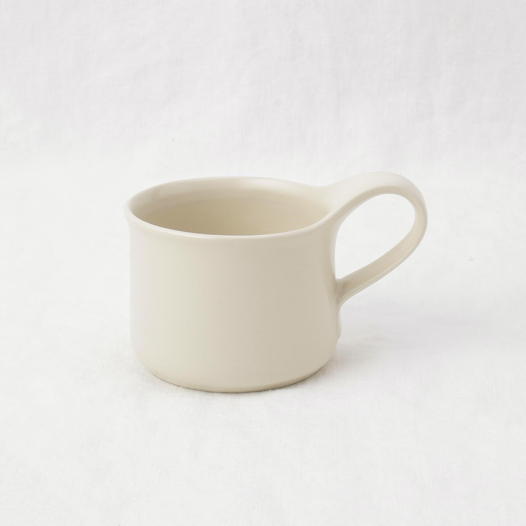 212 KITCHEN STORE「カフェマグスモール シルキーアイボリー ＜ZEROJAPAN ゼロジャパン＞」|グラス・マグカップ|