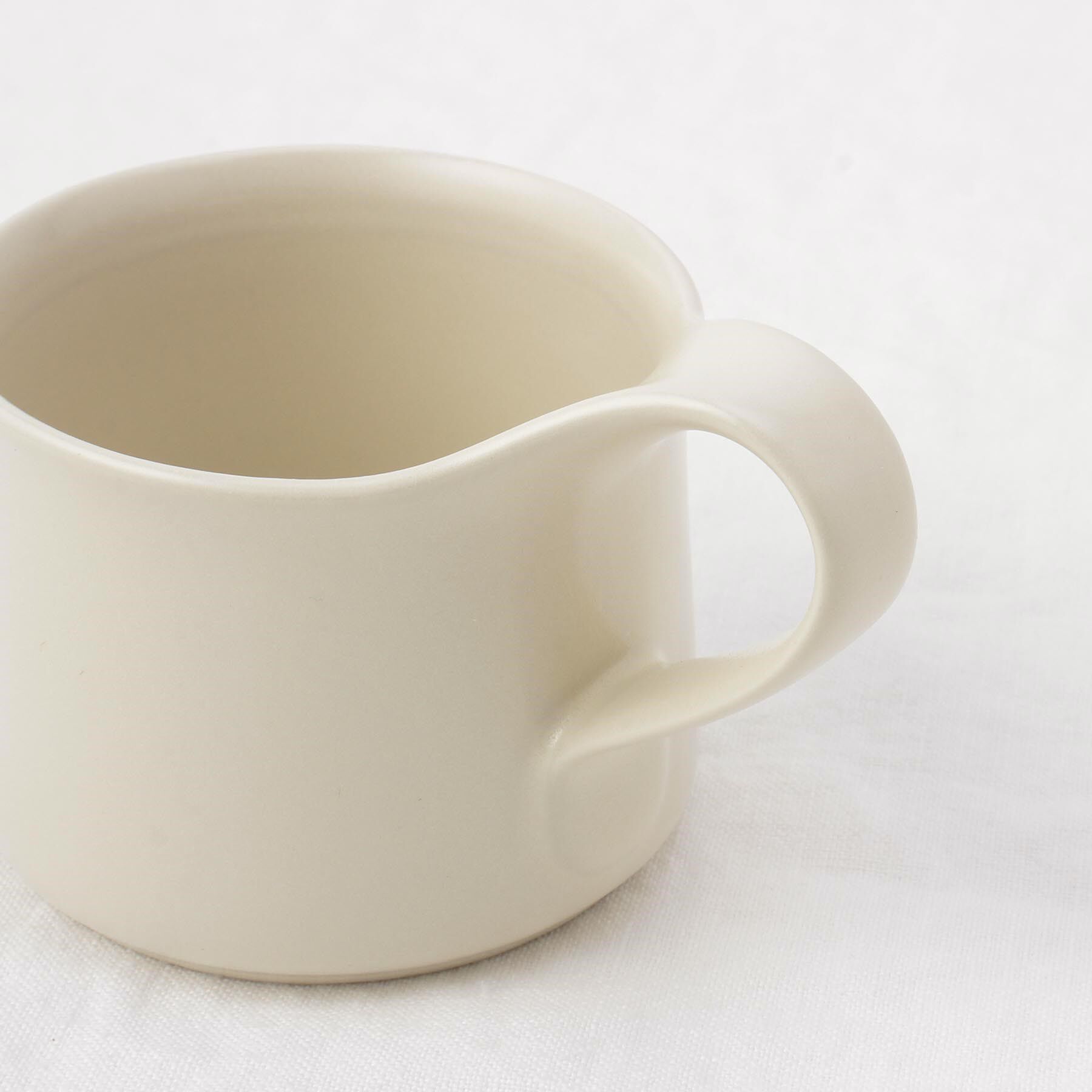 212 KITCHEN STORE「カフェマグスモール シルキーアイボリー ＜ZEROJAPAN ゼロジャパン＞」|グラス・マグカップ|