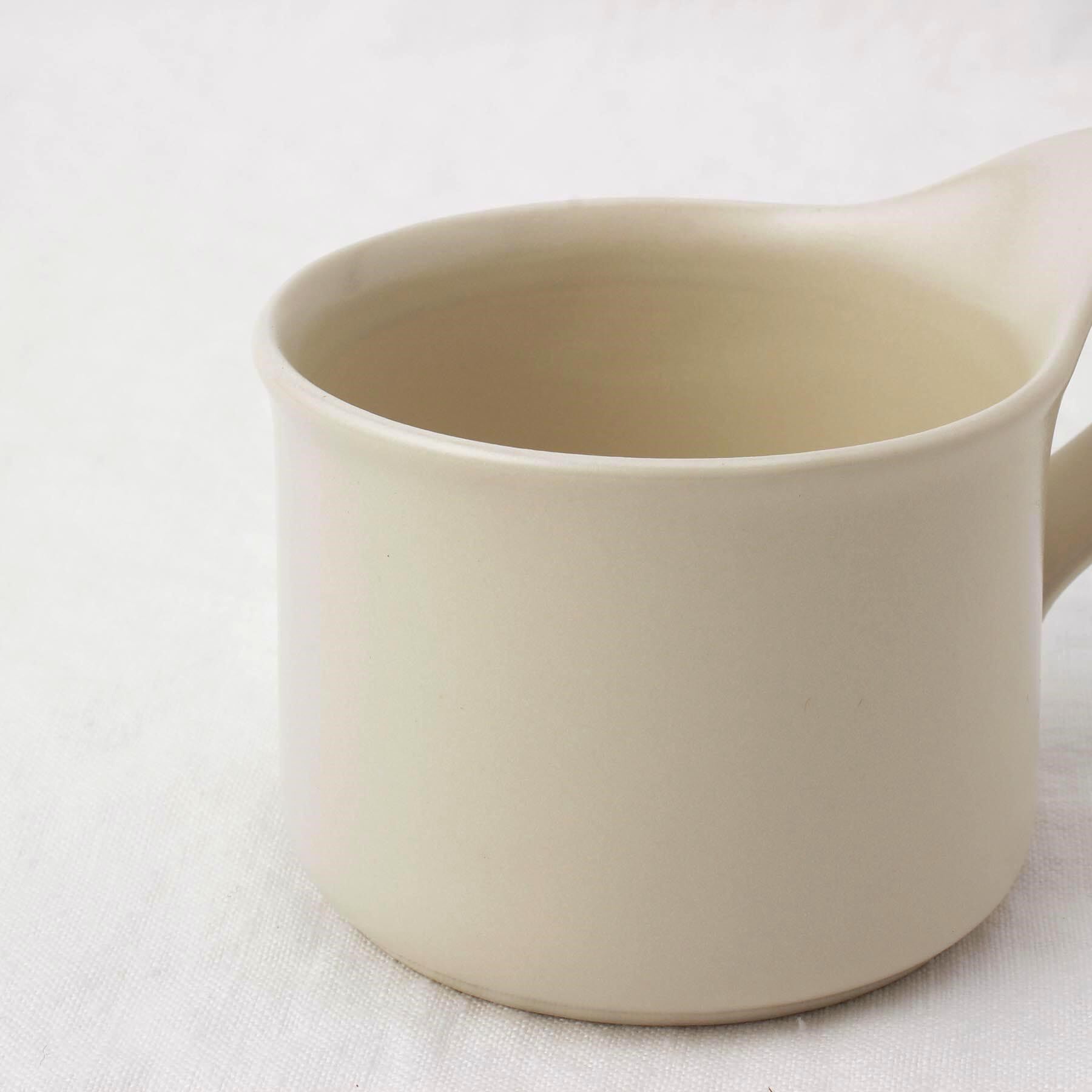 212 KITCHEN STORE「カフェマグスモール シルキーアイボリー ＜ZEROJAPAN ゼロジャパン＞」|グラス・マグカップ|