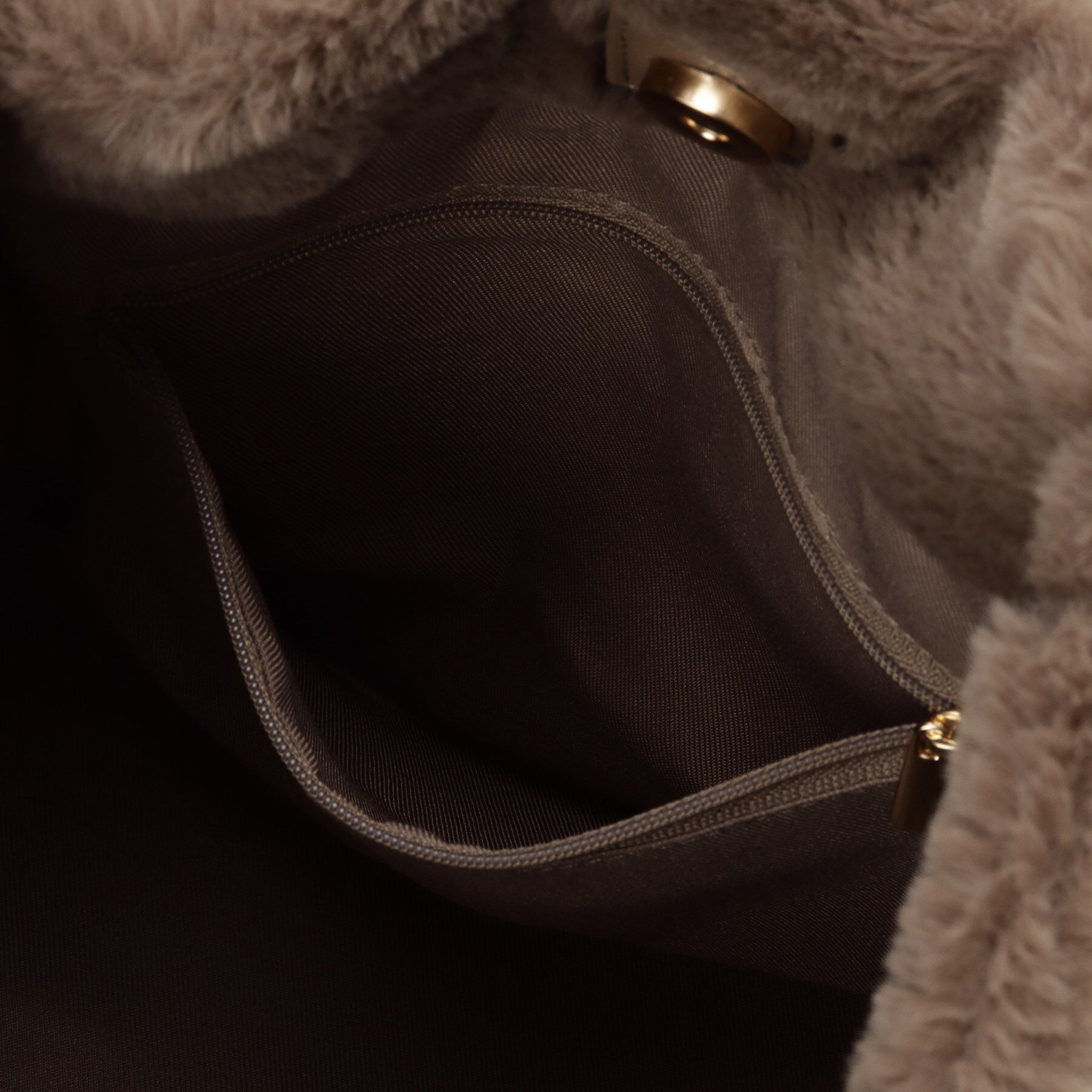 Ober Tashe「ポンポン付きタックトート」|トートバッグ|