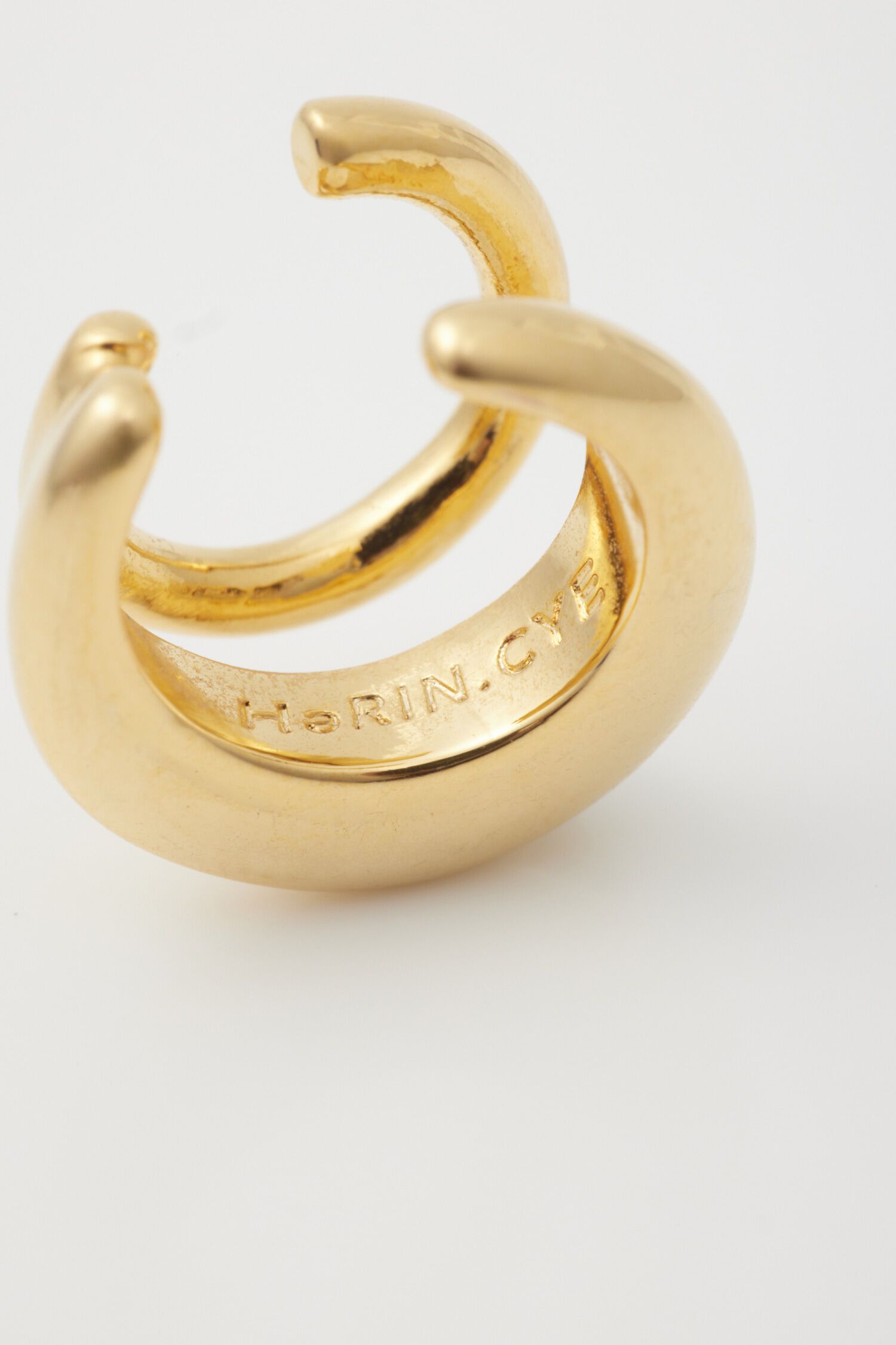 HeRIN.CYE「Twist ear cuff」|ピアス|