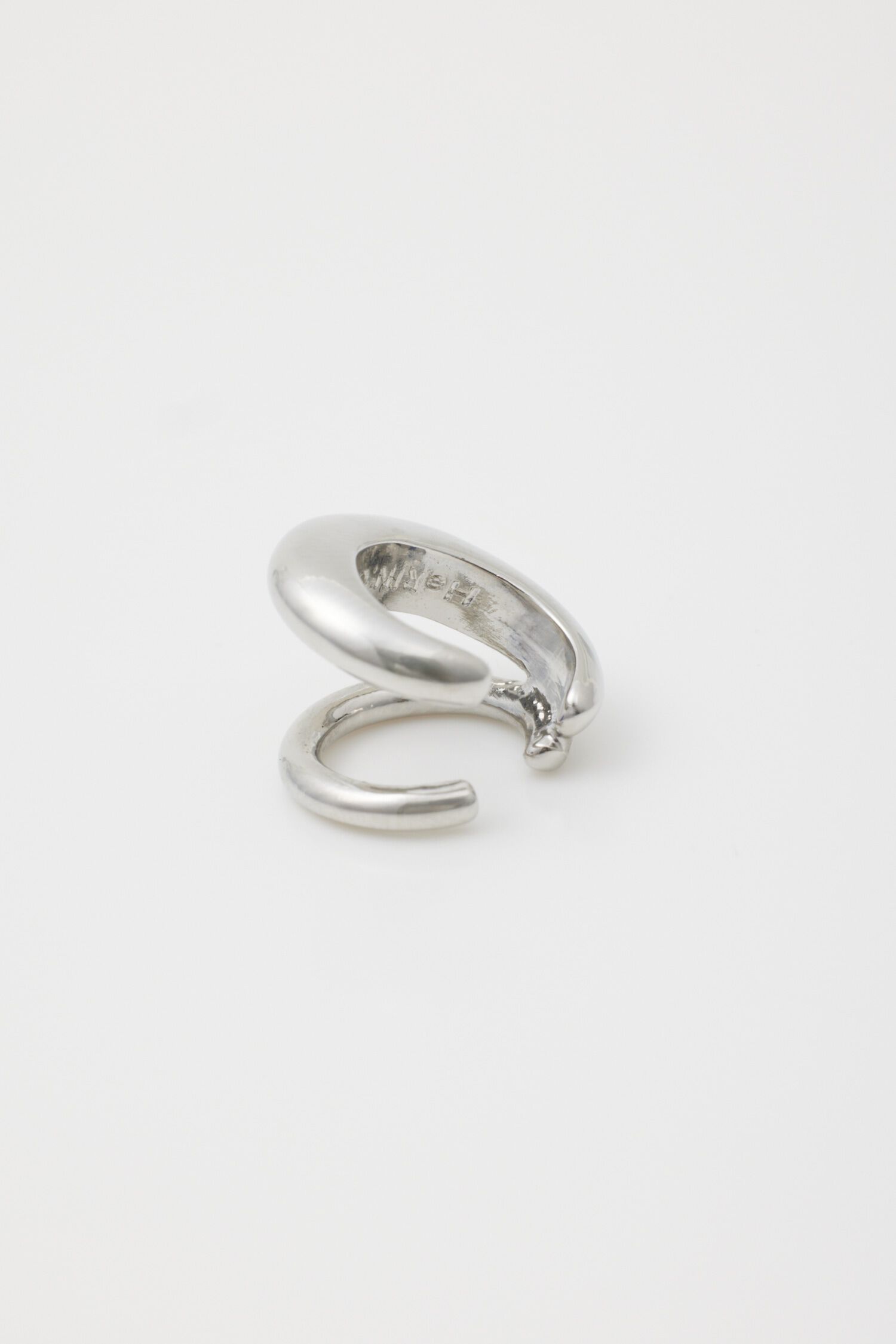 HeRIN.CYE「Twist ear cuff」|ピアス|SLV