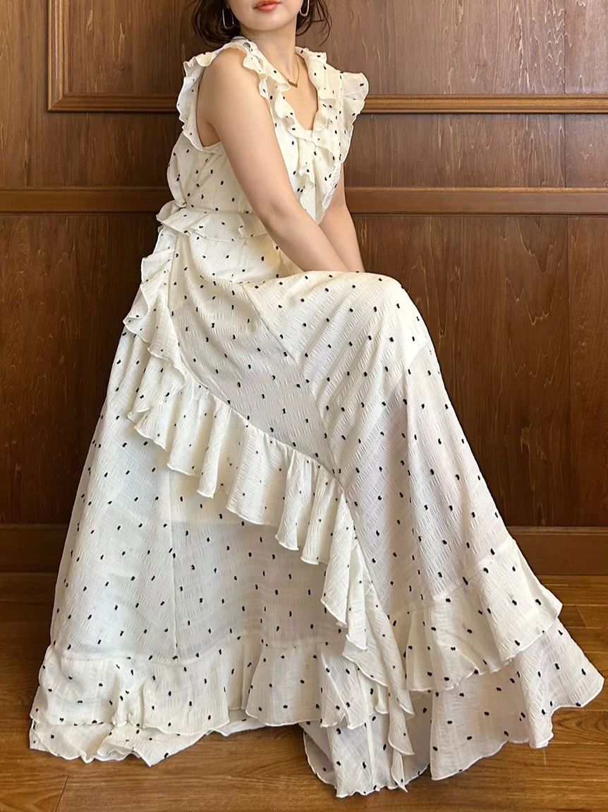 LILY BROWN「ラッフルフリルフレアワンピース」|ワンピース|