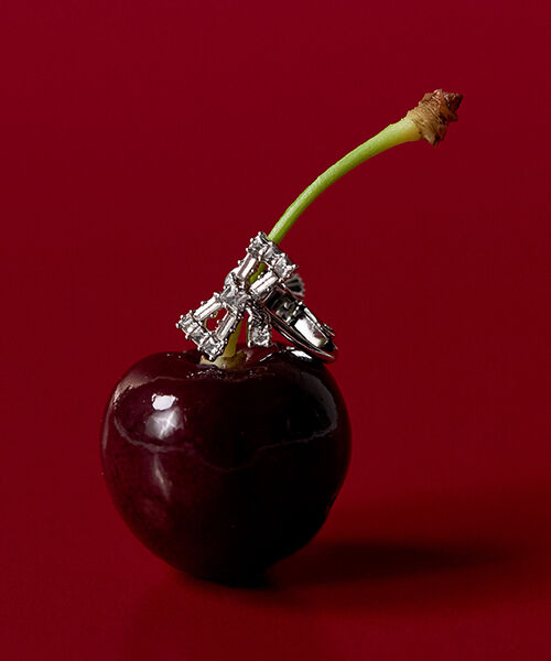 CELFORD「クリスタルリボンイヤリング」|イヤリング|