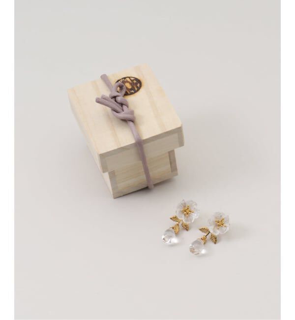 IENA LA BOUCLE「MONSHIRO/モンシロ ajisai drop ピアス(gray)」|ピアス|