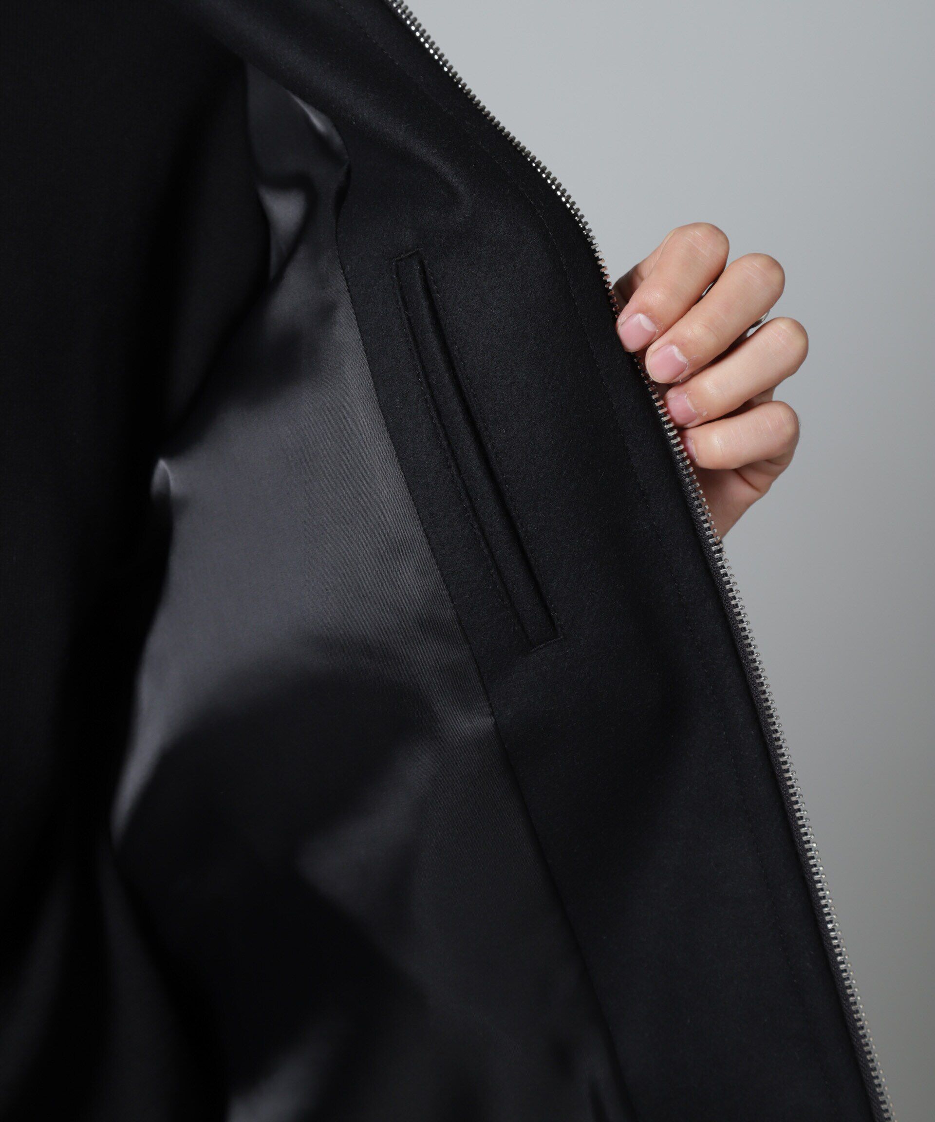 nano･universe「ハードプレスメルトンジップアップブルゾン」|ブルゾン・スタジャン|