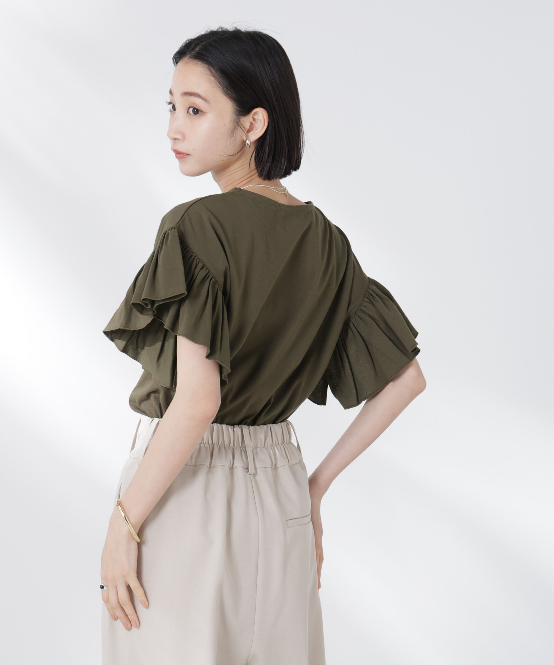 nano･universe「STORATECH 機能素材フレアデザインスリーブトップス」|Tシャツ・カットソー|