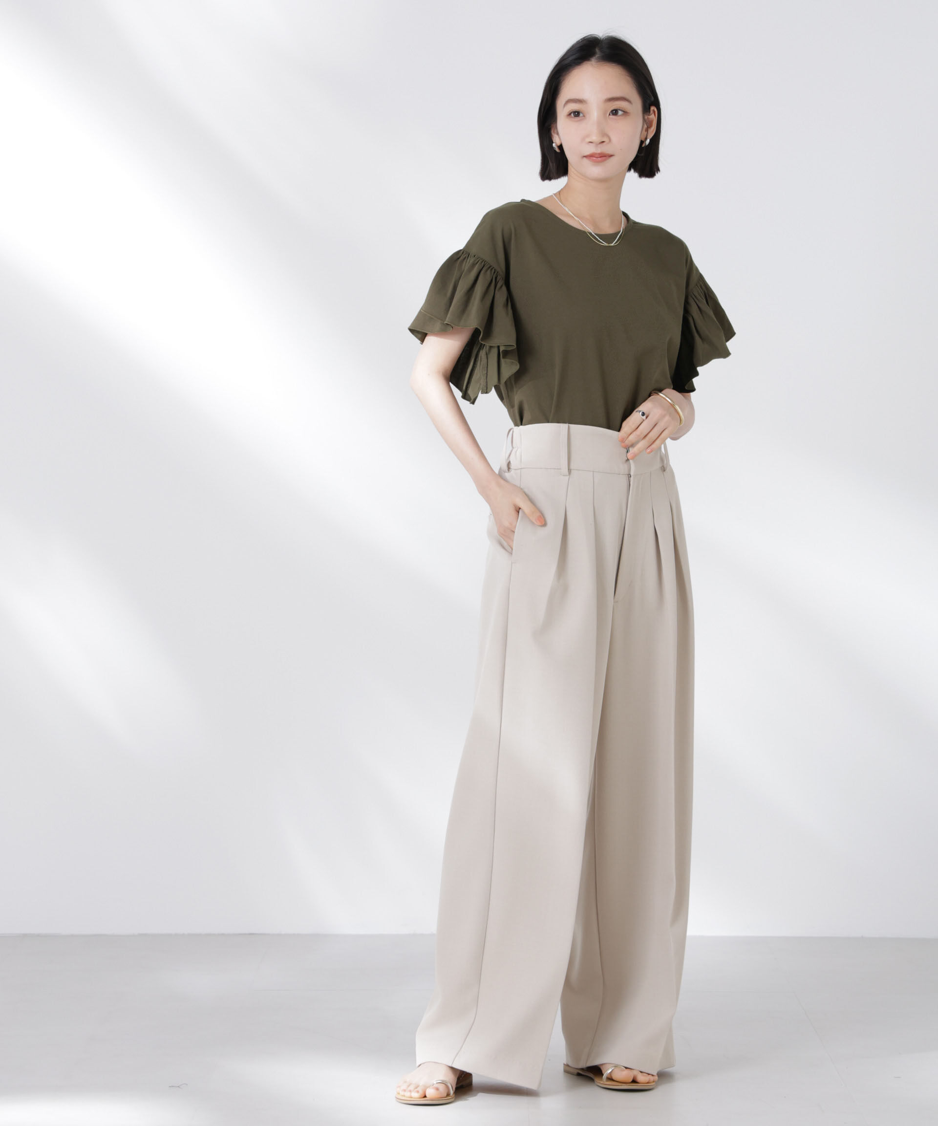 nano･universe「STORATECH 機能素材フレアデザインスリーブトップス」|Tシャツ・カットソー|