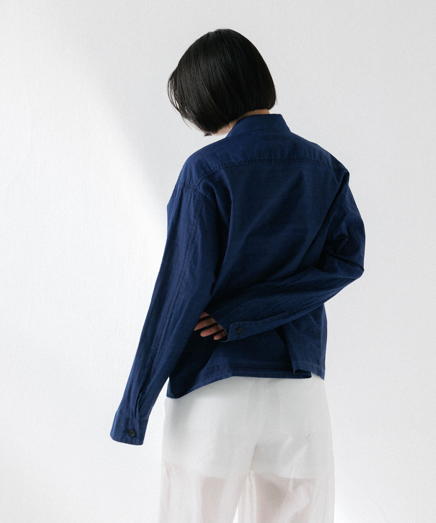 ADAM ET ROPE'「【(F)LIGHT/フライト】超軽量 ボックスシルエット デニム ワーク ロングスリーブシャツ  / 速乾 / ストレッ」|シャツ・ブラウス|