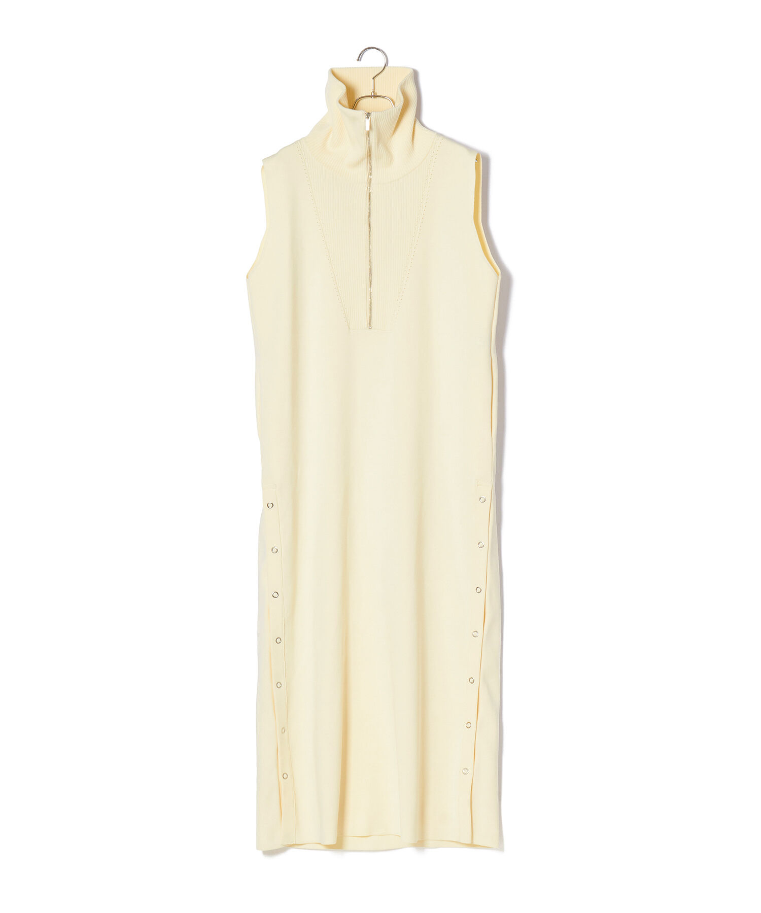 ADAM ET ROPE'「【サステナブル・洗える】ハーフジップサイドスリットニットワンピース」|ワンピース|