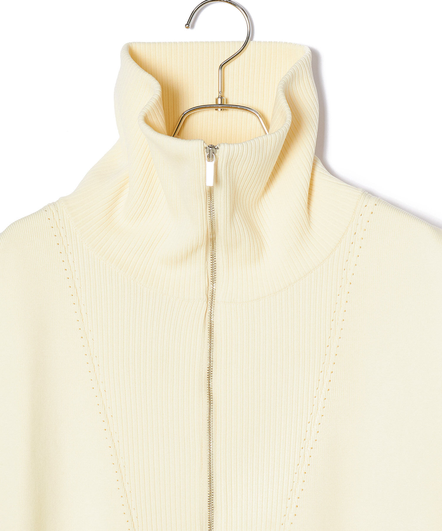 ADAM ET ROPE'「【サステナブル・洗える】ハーフジップサイドスリットニットワンピース」|ワンピース|