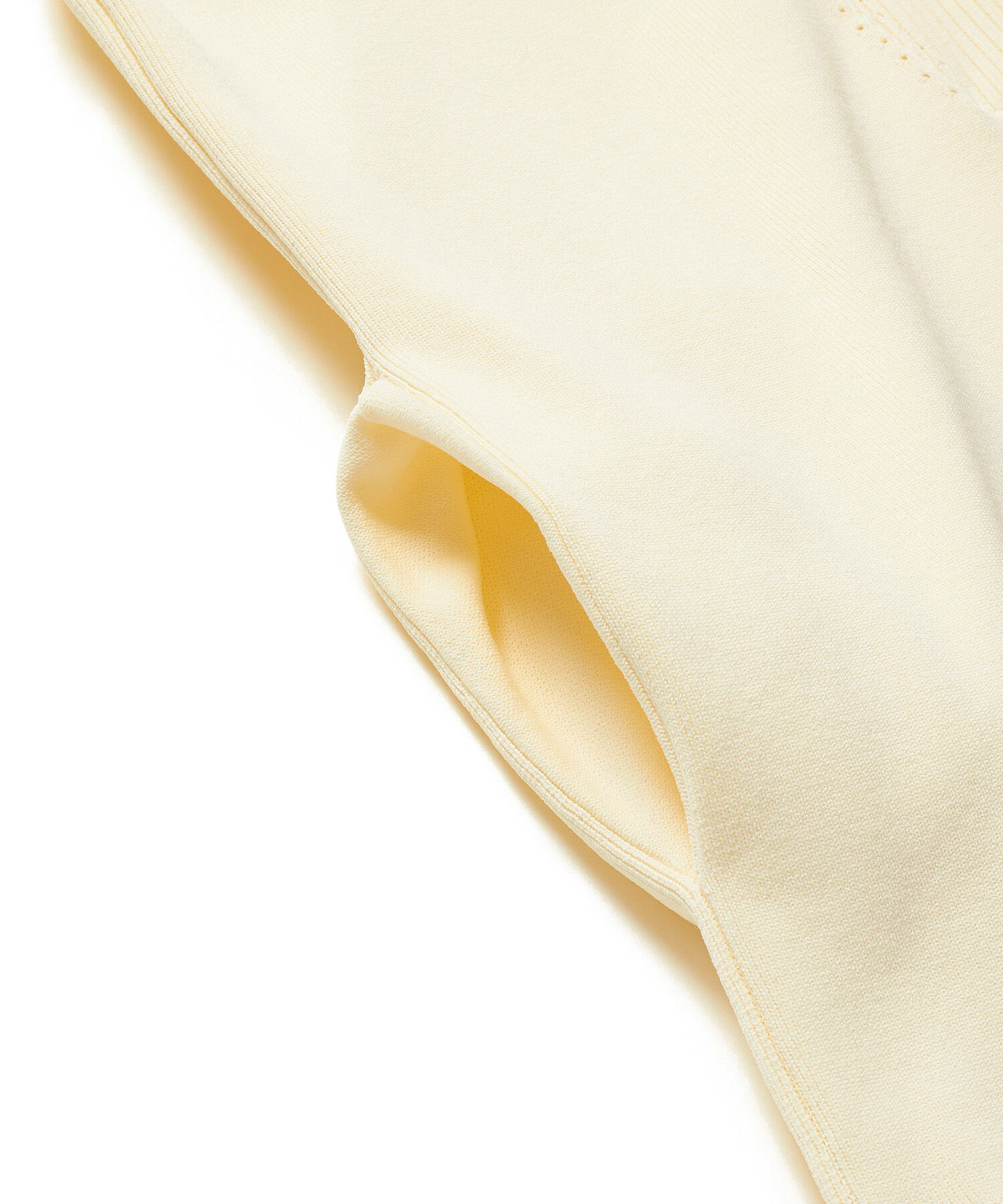 ADAM ET ROPE'「【サステナブル・洗える】ハーフジップサイドスリットニットワンピース」|ワンピース|