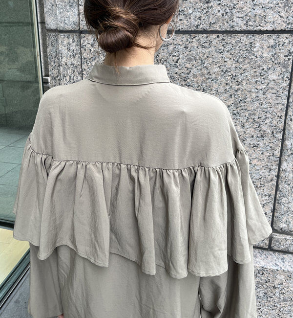  「【WEB限定】フリルケープブラウス」|シャツ・ブラウス|