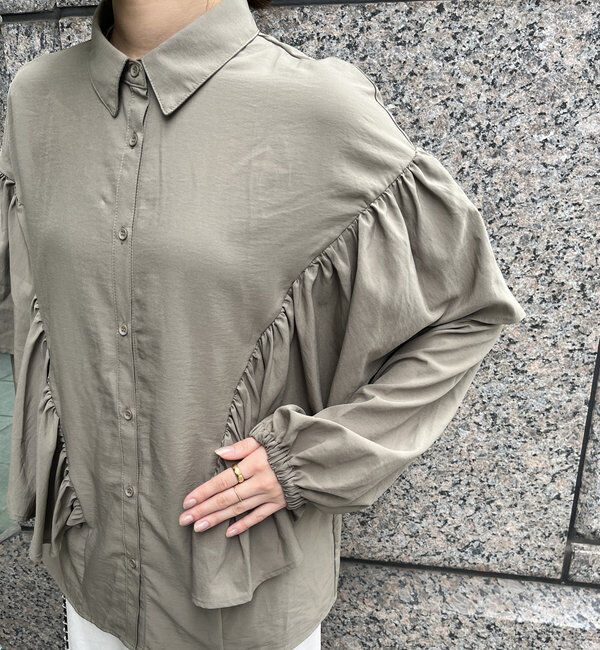  「【WEB限定】フリルケープブラウス」|シャツ・ブラウス|