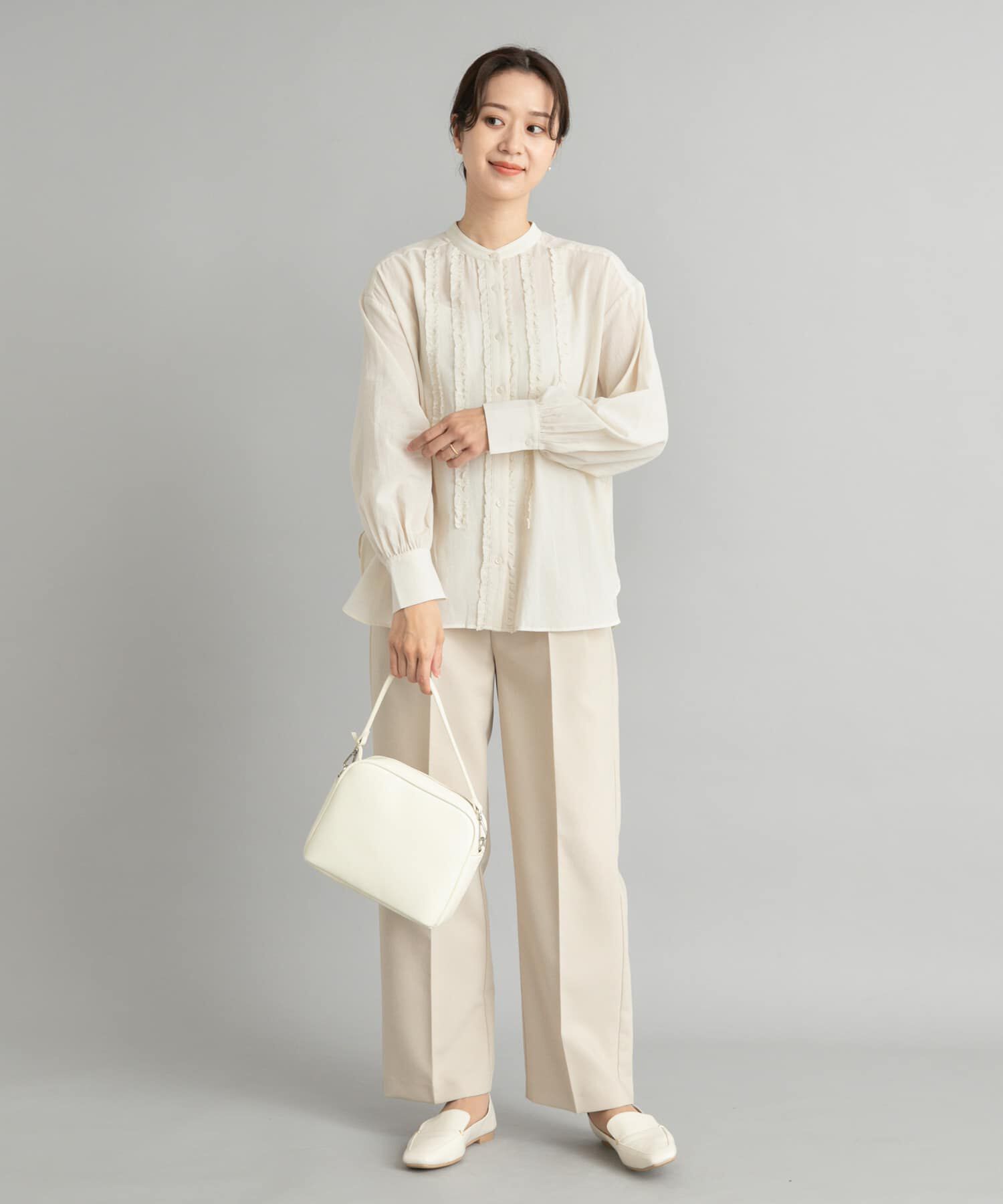 URBAN RESEARCH DOORS「フロントフリルスタンドカラーブラウス」|シャツ・ブラウス|