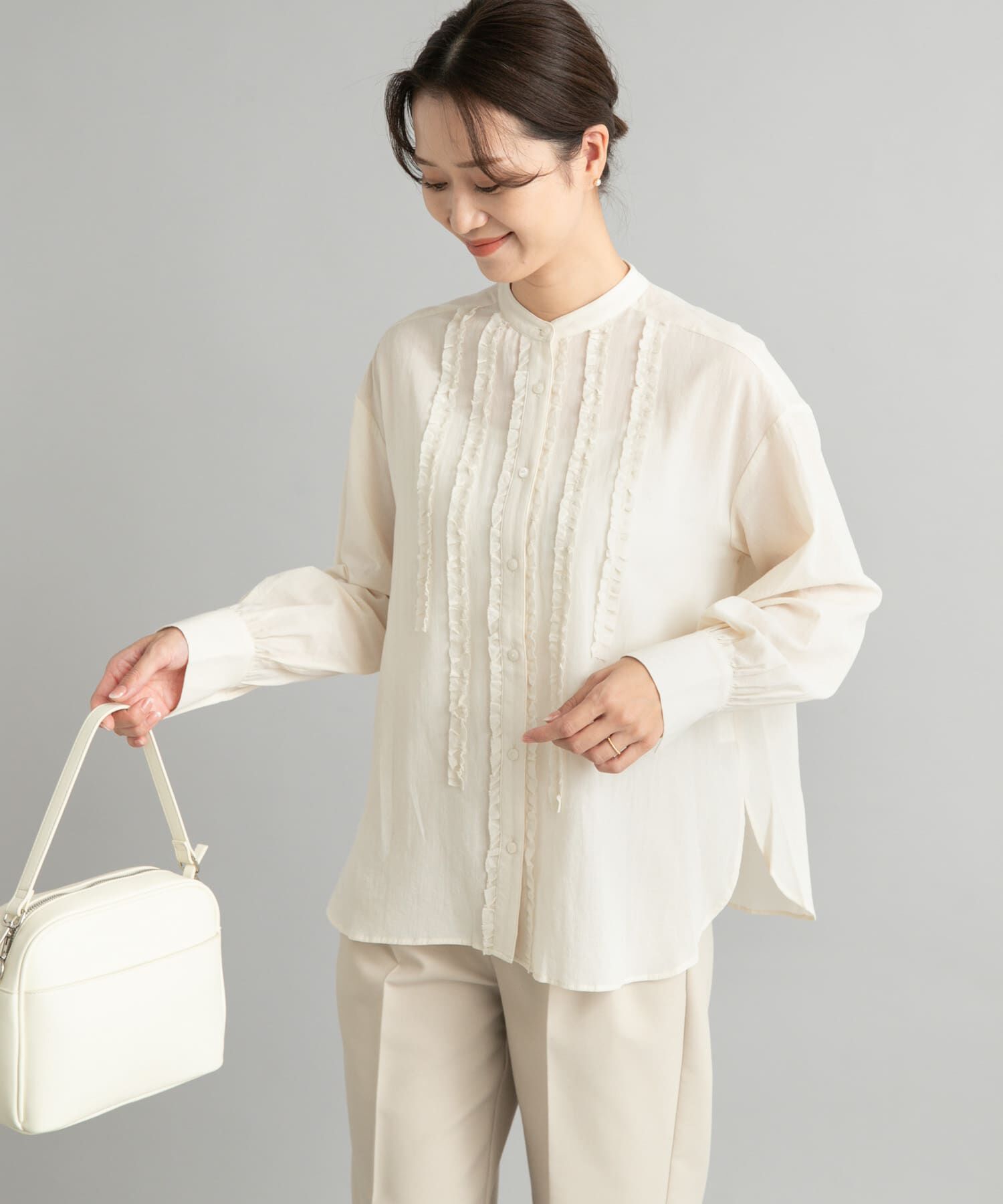 URBAN RESEARCH DOORS「フロントフリルスタンドカラーブラウス」|シャツ・ブラウス|