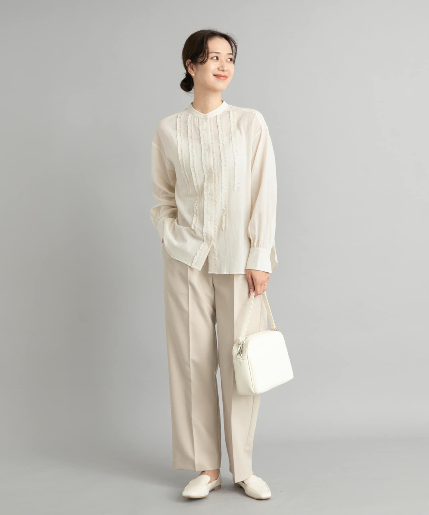 URBAN RESEARCH DOORS「フロントフリルスタンドカラーブラウス」|シャツ・ブラウス|