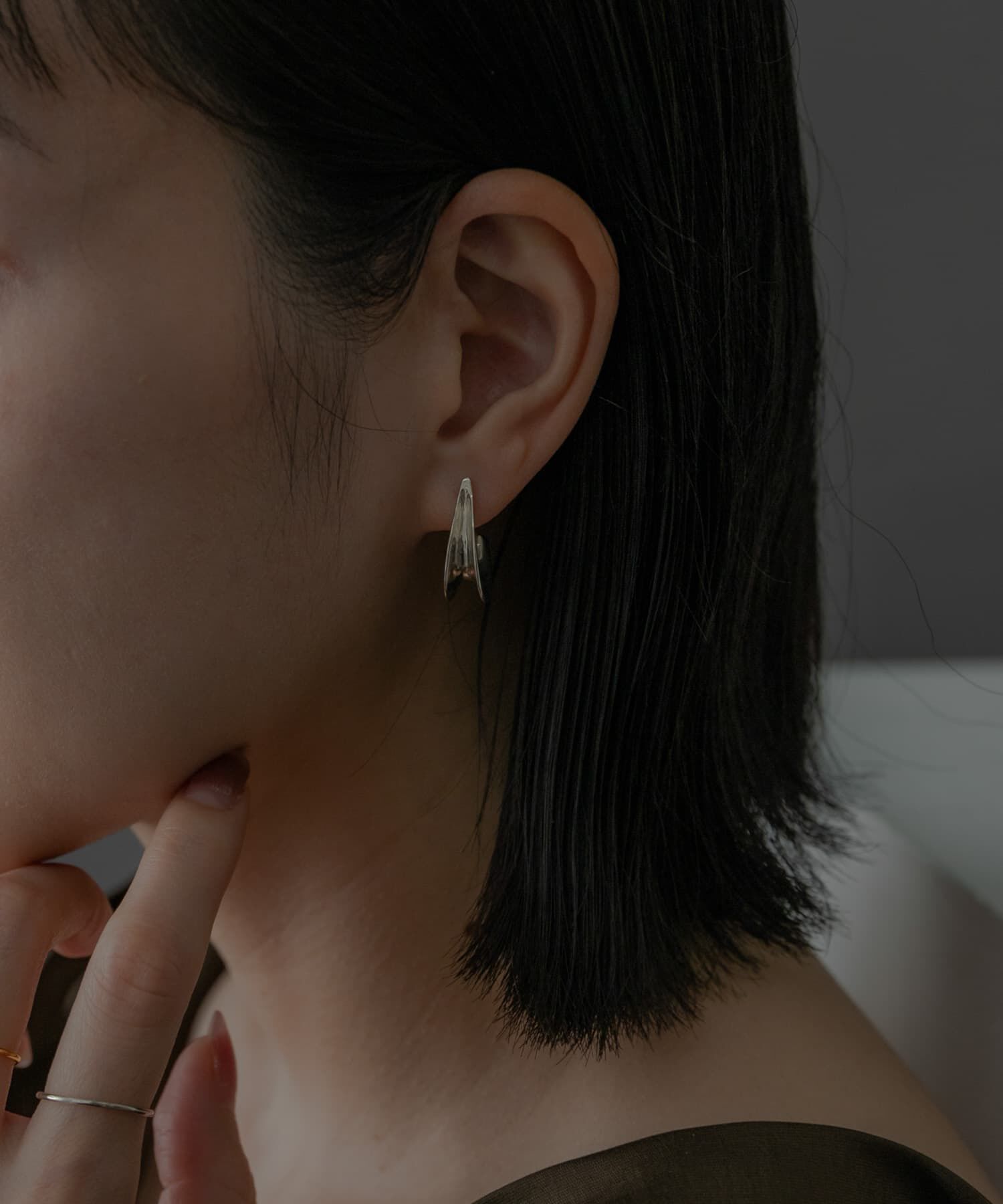 SMELLY「SMELLY so&rsquo;　curve pierce」|ピアス|