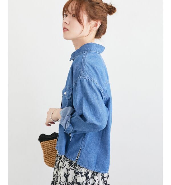  「《軽い素材》パールボタンコンパクトデニムシャツ」|シャツ・ブラウス|