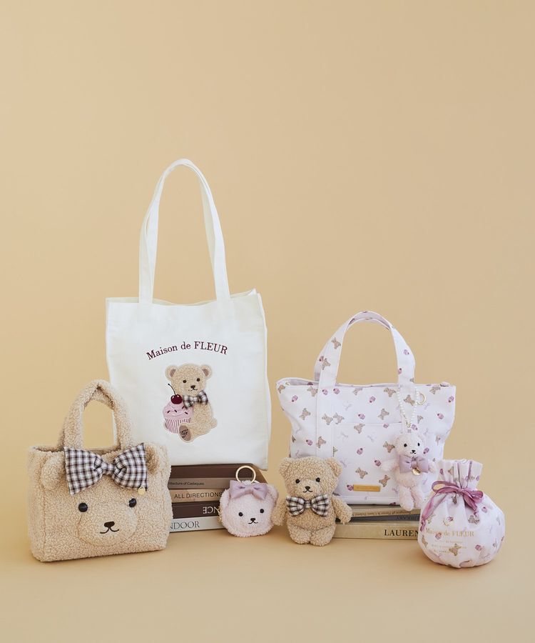 Maison de FLEUR「リボンベアチャームポーチ」|ポーチ|