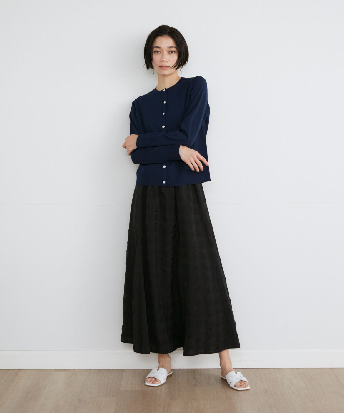 INED「《大きいサイズ》パールドットボタンカーディガン」|カーディガン|