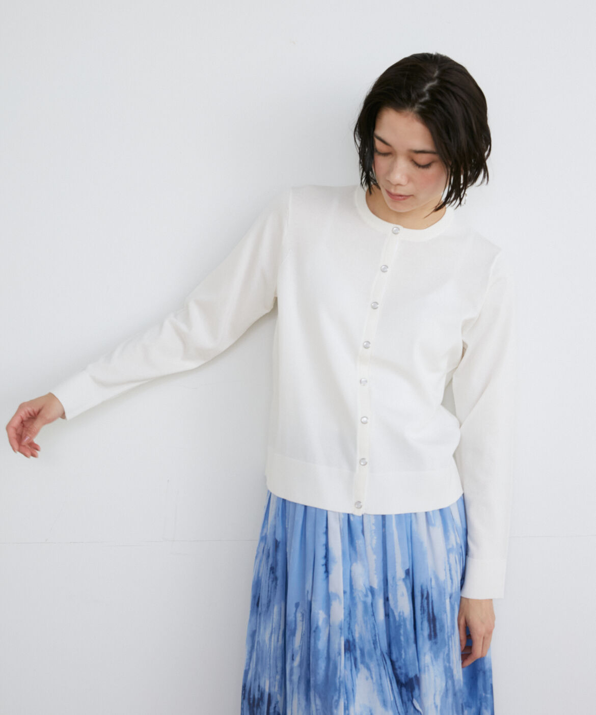 INED「《大きいサイズ》パールドットボタンカーディガン」|カーディガン|