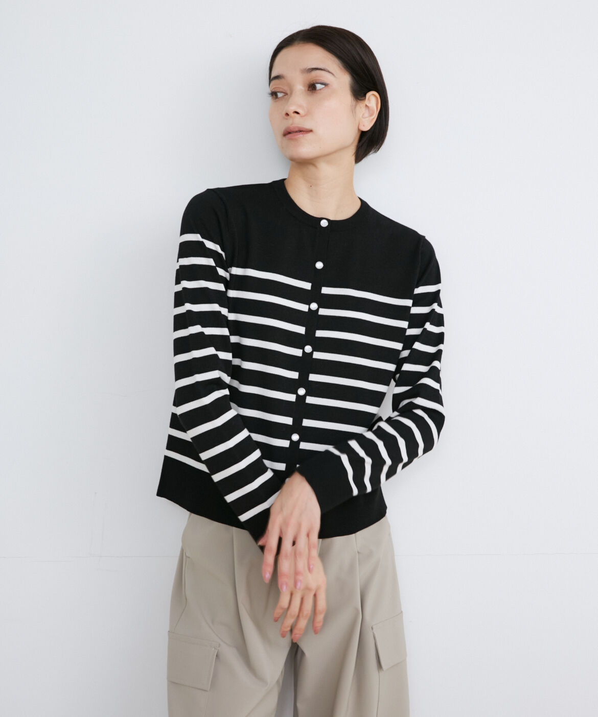 INED「《大きいサイズ》パールドットボタンカーディガン」|カーディガン|