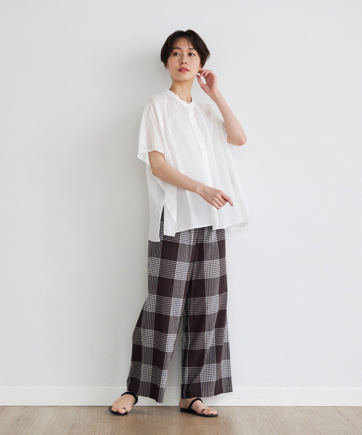 7-IDconcept.「《大きいサイズ》ポンチョ風バンドカラーブラウス」|シャツ・ブラウス|