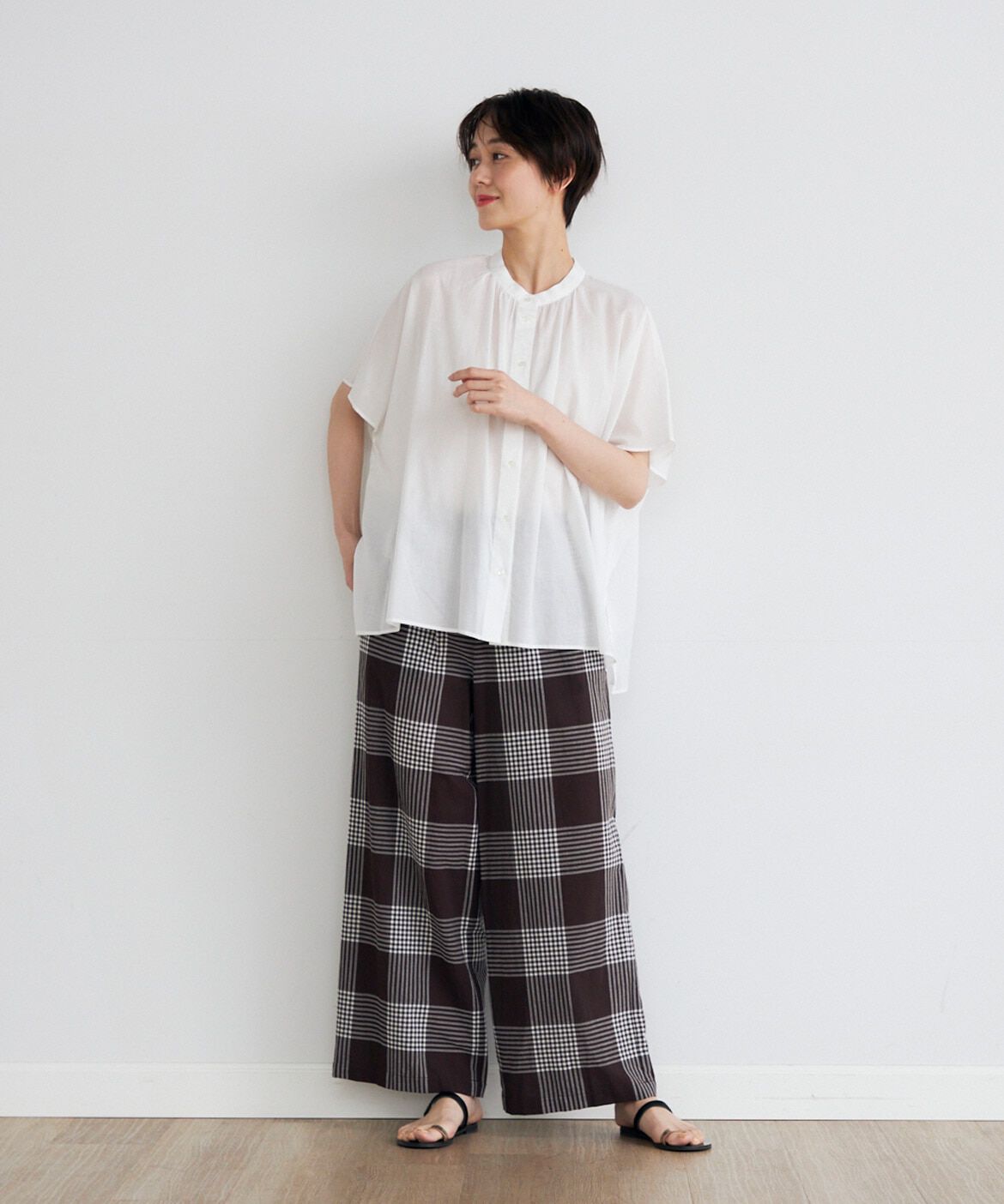 7-IDconcept.「《大きいサイズ》ポンチョ風バンドカラーブラウス」|シャツ・ブラウス|