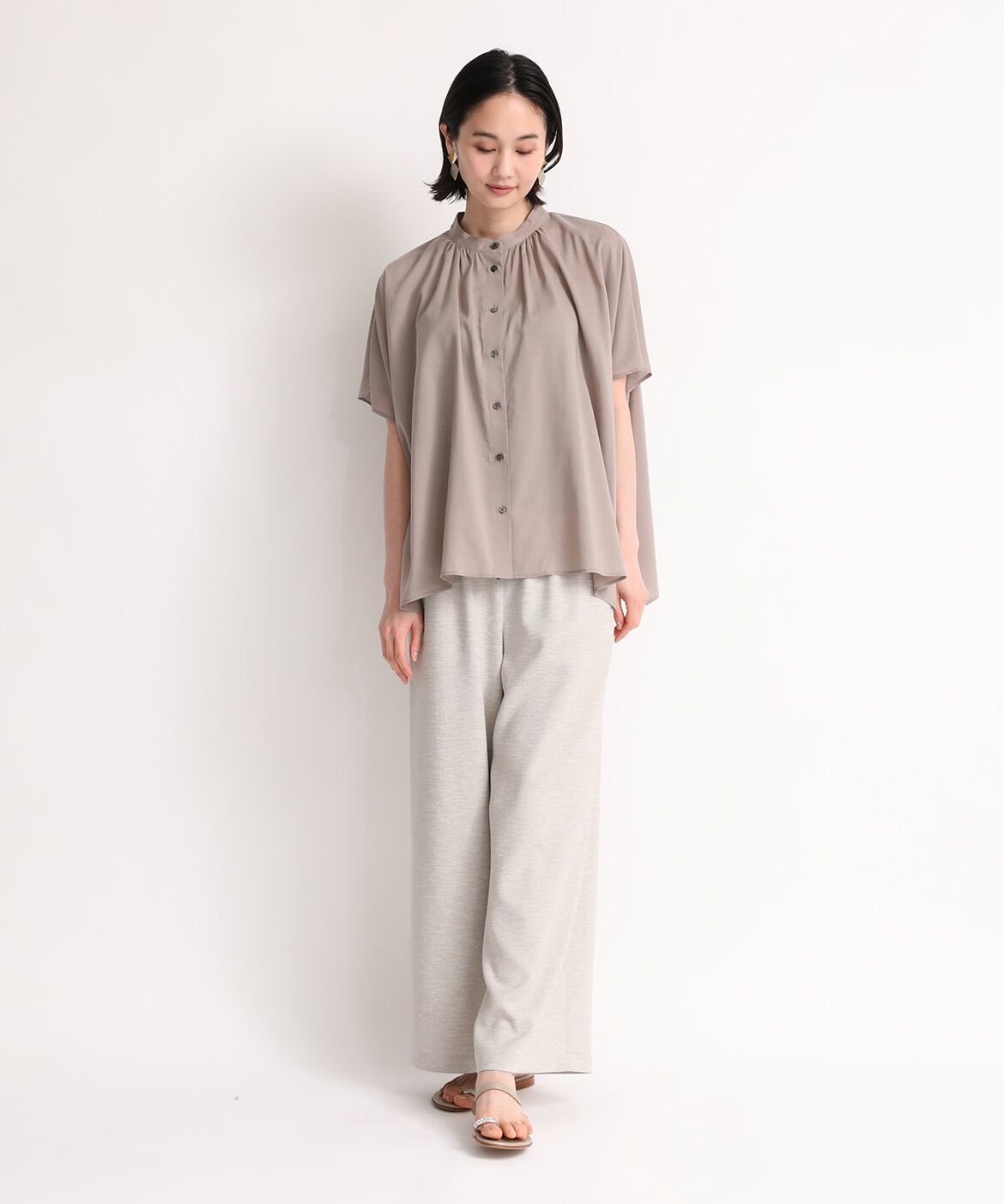 7-IDconcept.「《大きいサイズ》ポンチョ風バンドカラーブラウス」|シャツ・ブラウス|