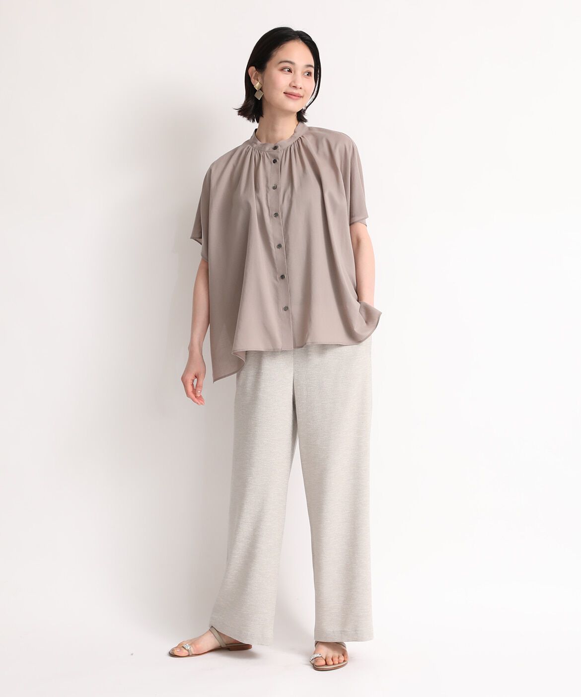 7-IDconcept.「《大きいサイズ》ポンチョ風バンドカラーブラウス」|シャツ・ブラウス|