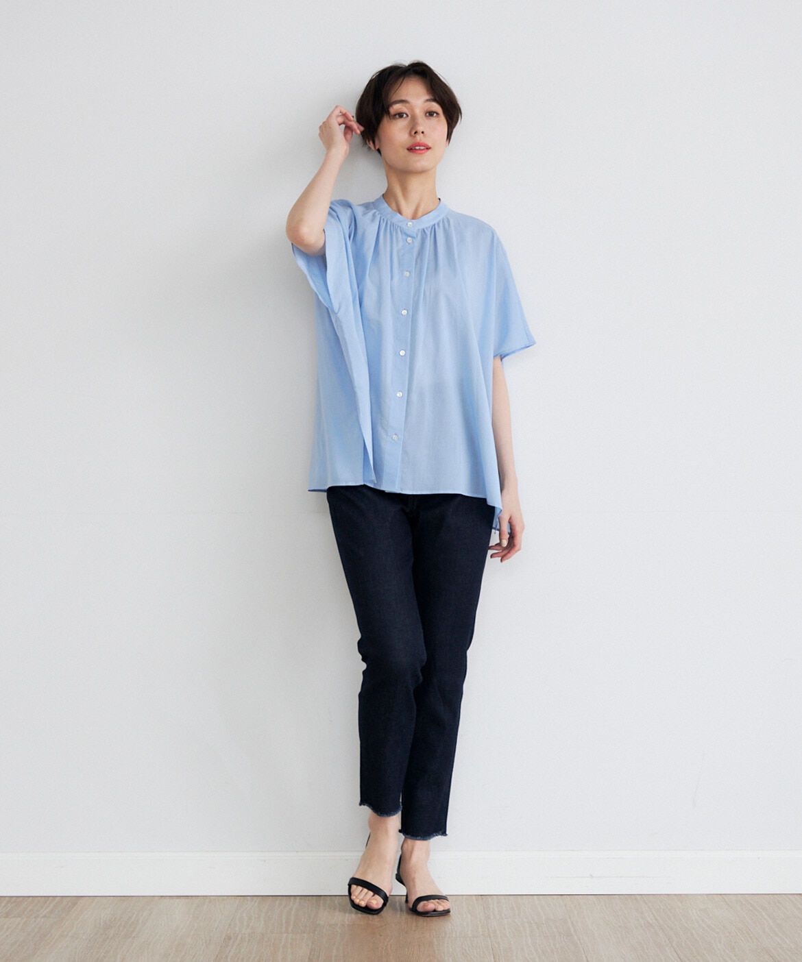 7-IDconcept.「《大きいサイズ》ポンチョ風バンドカラーブラウス」|シャツ・ブラウス|