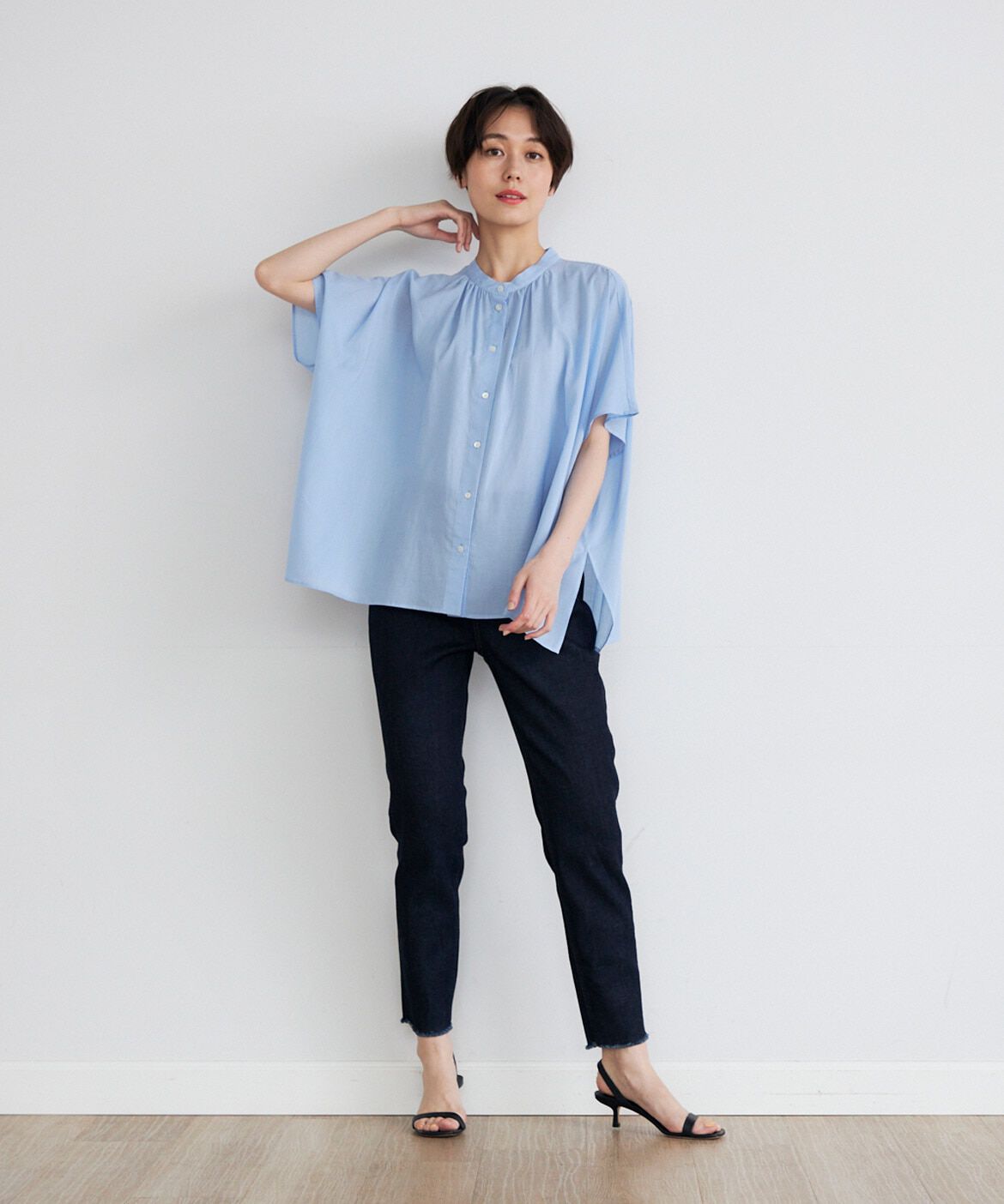 7-IDconcept.「《大きいサイズ》ポンチョ風バンドカラーブラウス」|シャツ・ブラウス|