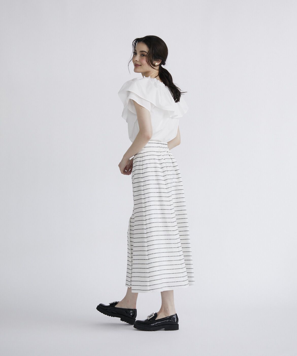 Maglie le cassetto「《プラスサイズ》配色リボンシャーリングブラウス」|シャツ・ブラウス|