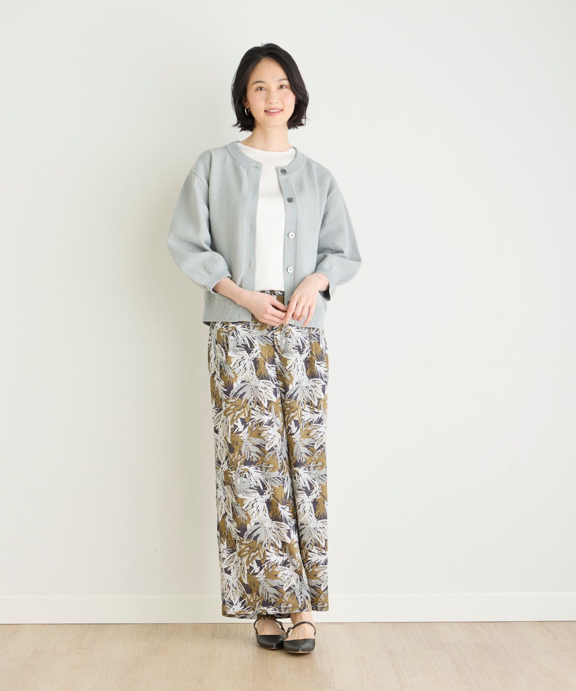 7-IDconcept.「《大きいサイズ》リーフプリントワンタックストレートパンツ」|スラックス|