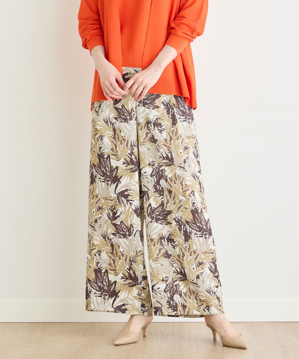 7-IDconcept.「《大きいサイズ》リーフプリントワンタックストレートパンツ」|スラックス|