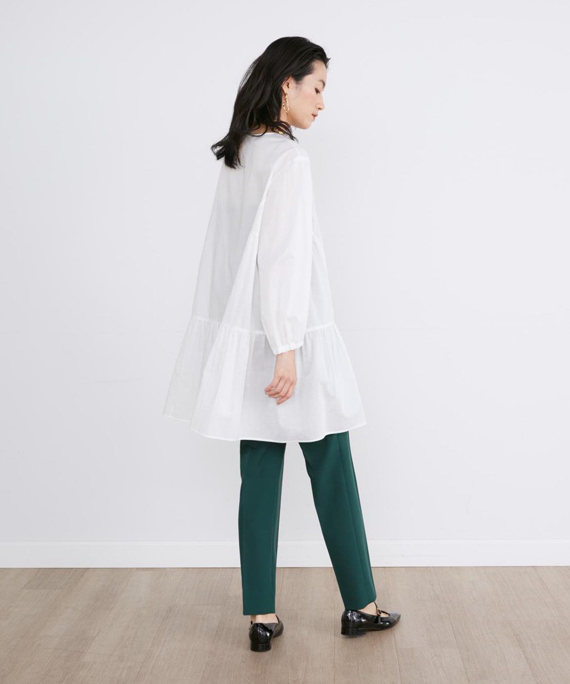 INED「《大きいサイズ》ギャザーチュニックブラウス」|シャツ・ブラウス|