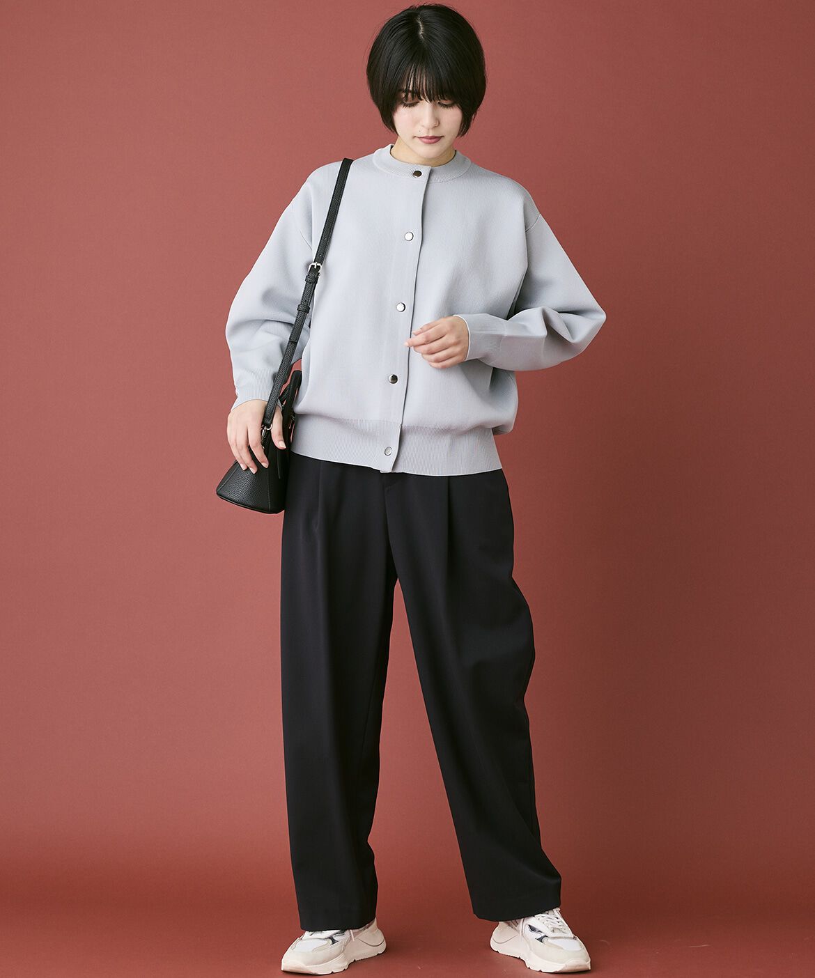 INED「《INED CLARO》ドットボタンクルーカーディガン」|カーディガン|