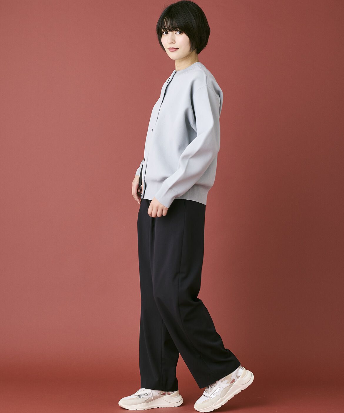 INED「《INED CLARO》ドットボタンクルーカーディガン」|カーディガン|