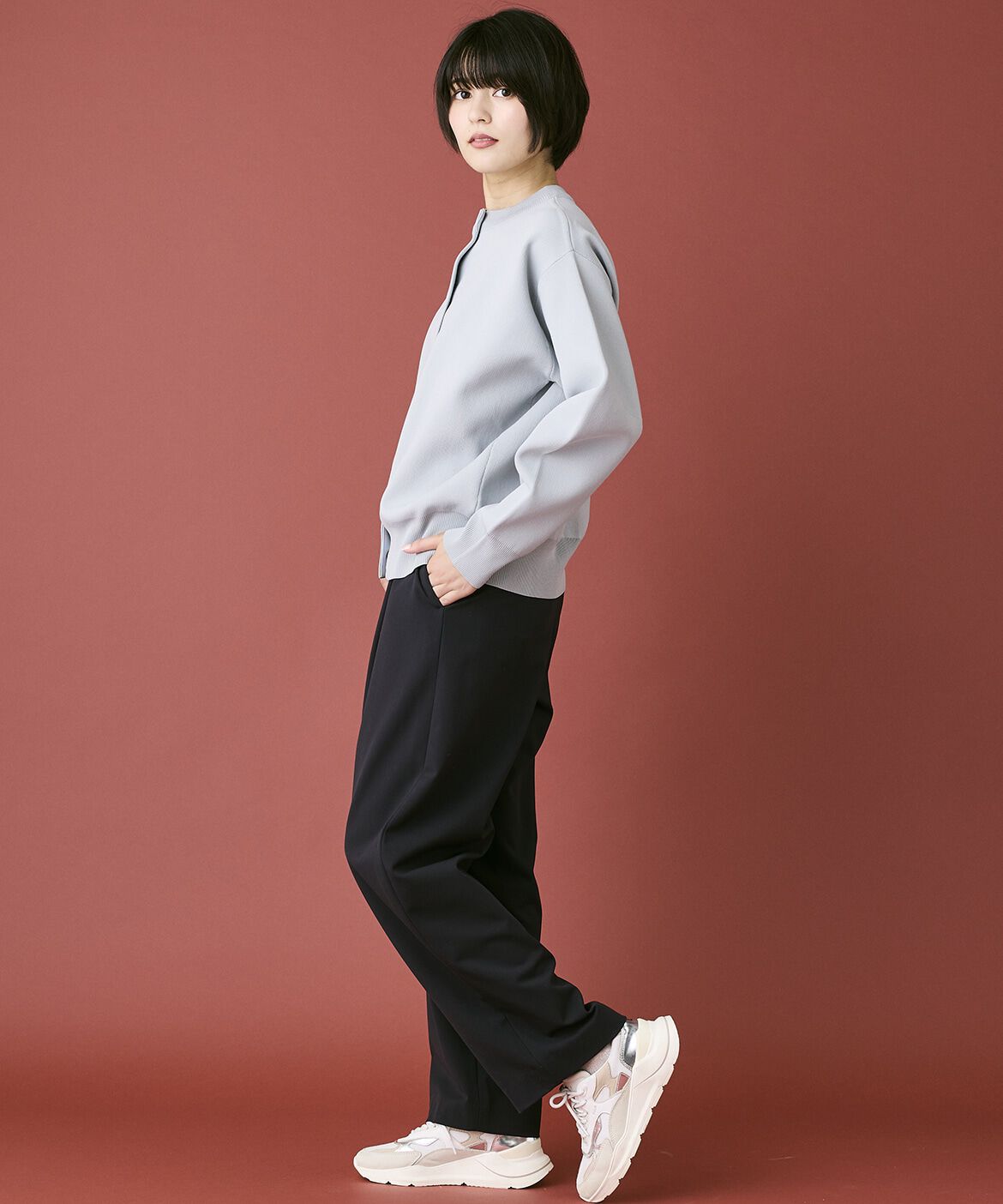 INED「《INED CLARO》ドットボタンクルーカーディガン」|カーディガン|