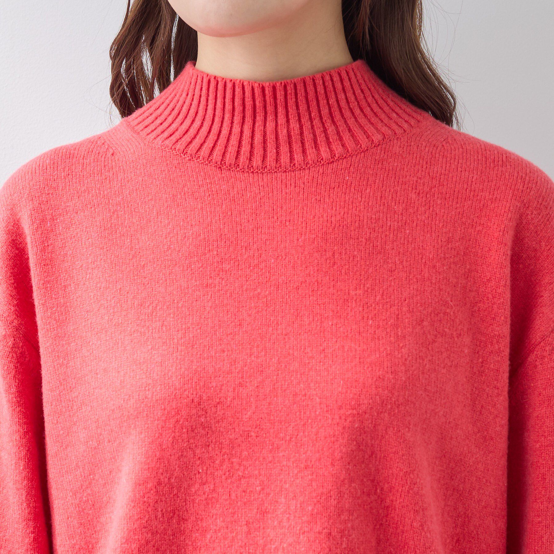 INDIVI「【カシミヤ混】ミドルゲージ ハイネックニット」|ニット・セーター|