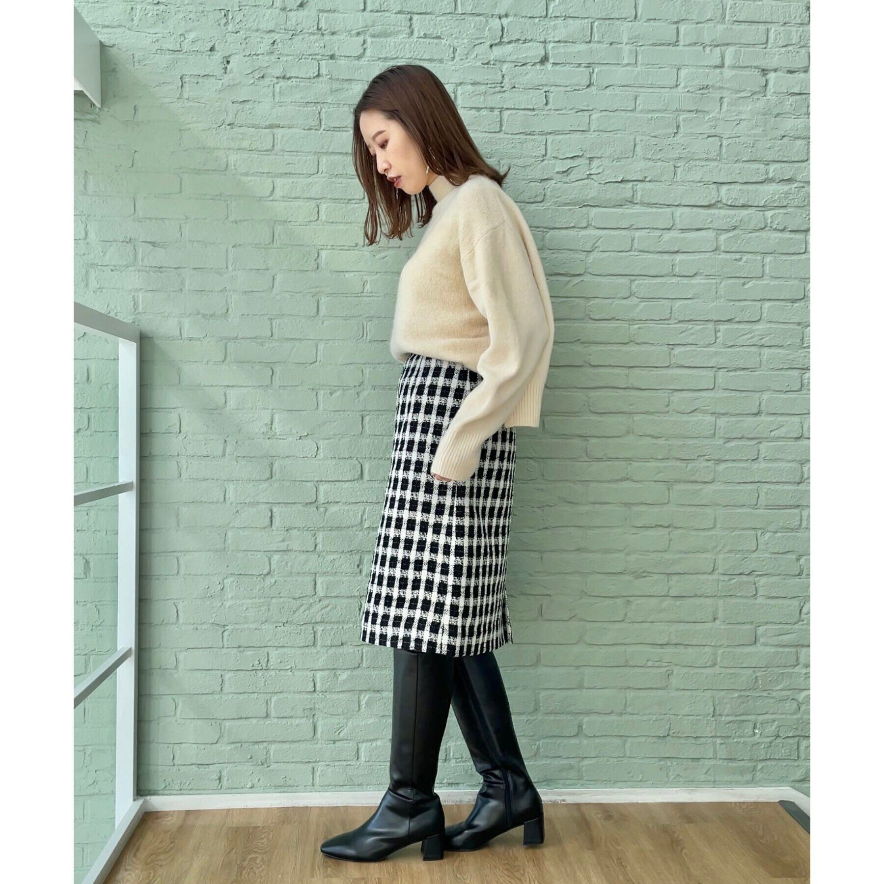 Couture broach「【オトナ女子の垢抜け膝丈スカート】モールチェックツイードナロースカート」|スカート|